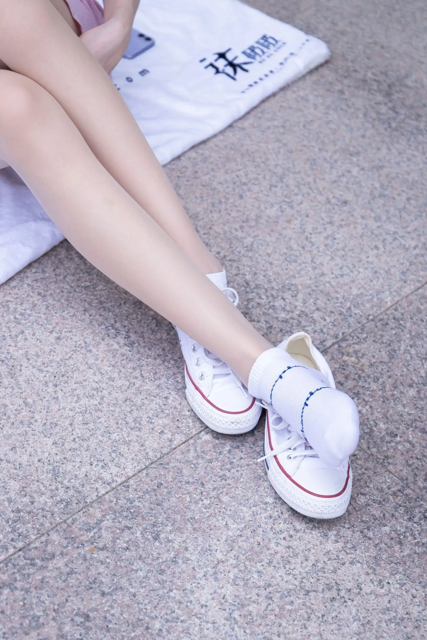 [BoBoSocks袜啵啵]NO.001 小甜豆-帆布鞋、白棉袜、肉丝 [138P]插图7